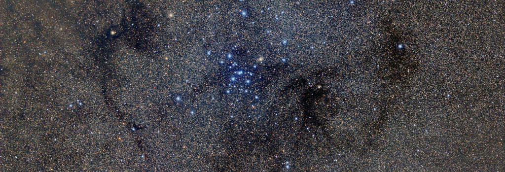 Messier 7 and dark nebulae